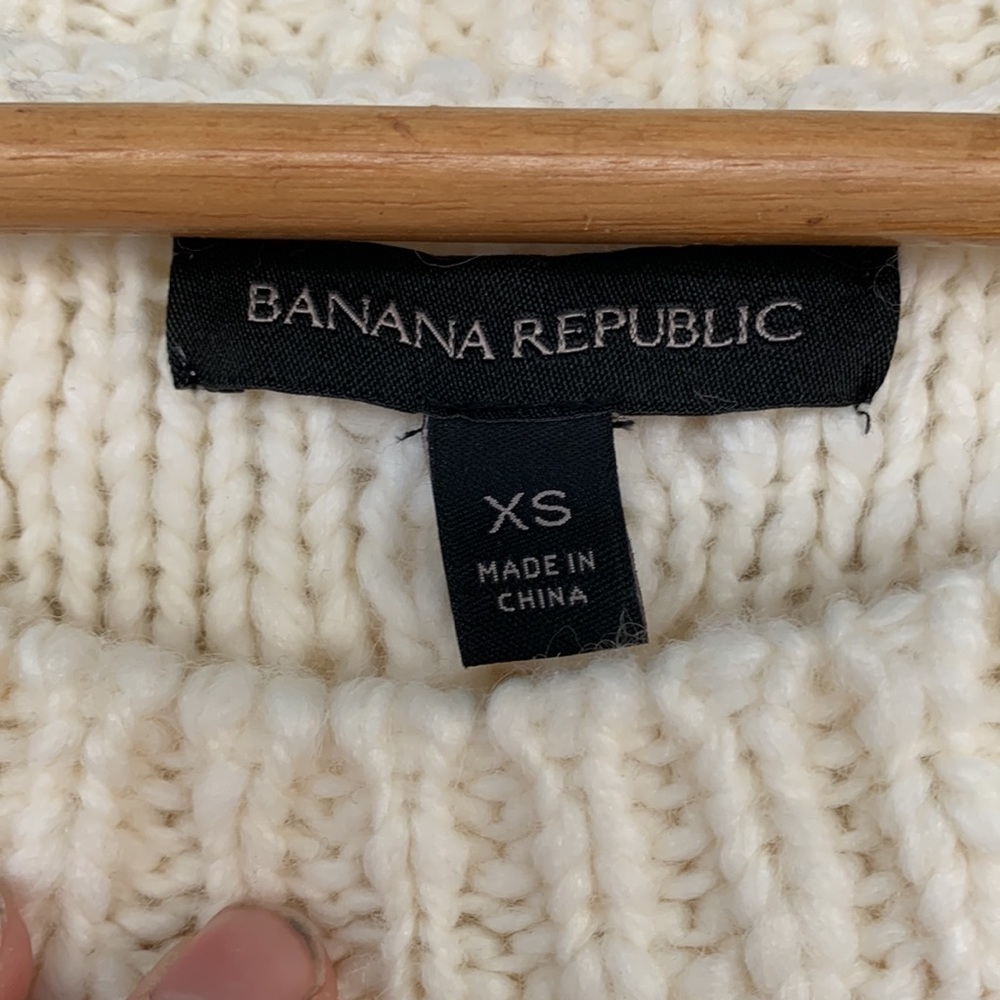 Banana Republic Fisherman Cable Chunky Knit Crewneck Wool Blend Tan Sweater XS - Picture 6 of 16